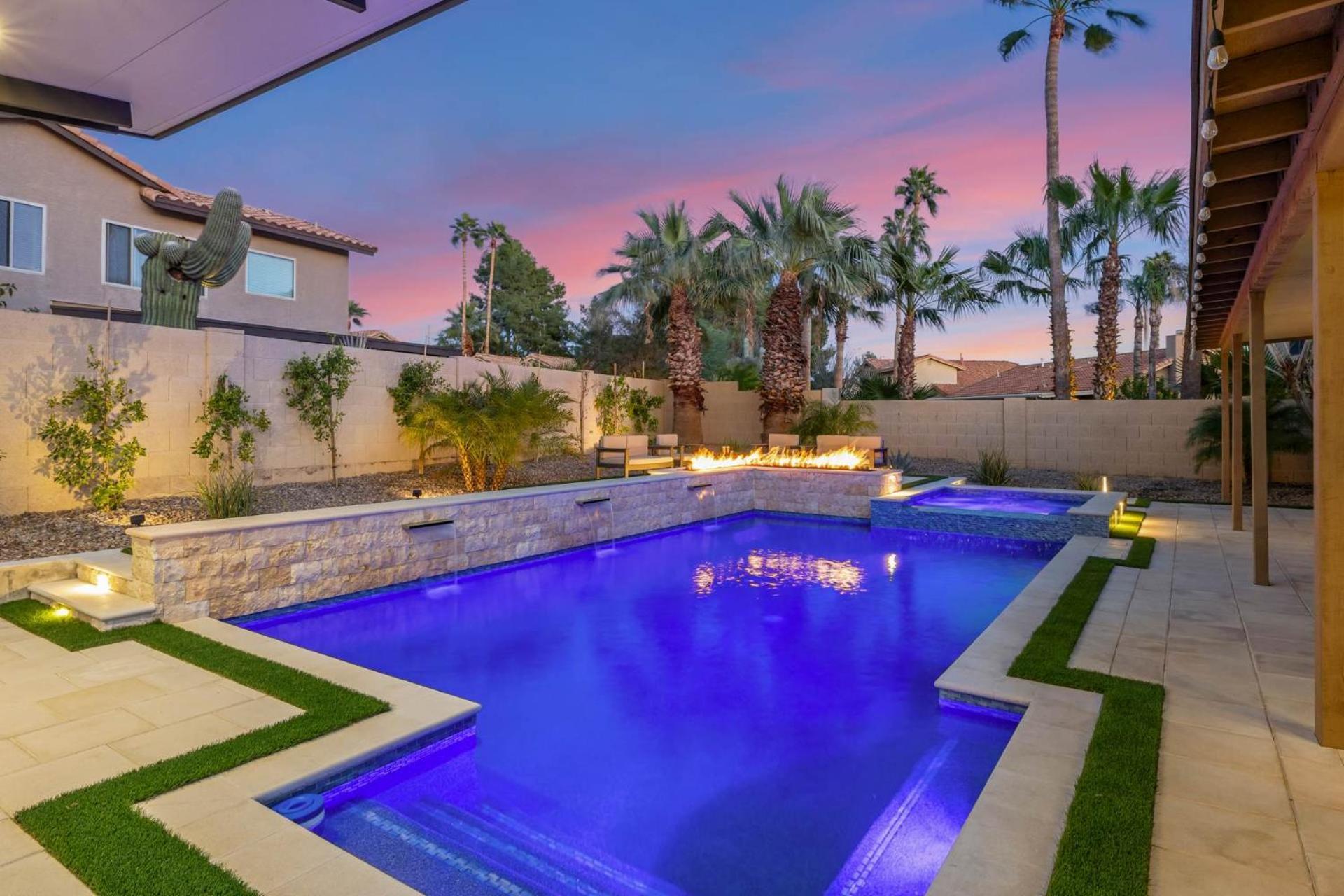 Backyard Bliss - Firepit Putt Play Pool & * Phoenix